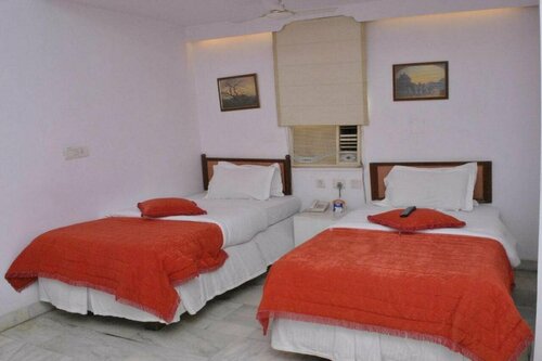 Hotel Jukaso Inn Down Town, Забронировать Отель Отели Нью-Дели 3 звезды, рядом с Rural Electrification Corporation Limited, 3*