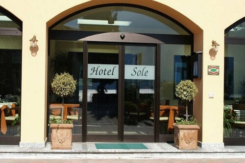 Hotel Ristorante Sole, Забронировать Отель Отели Сан-Сиро с завтраком, Завтраки