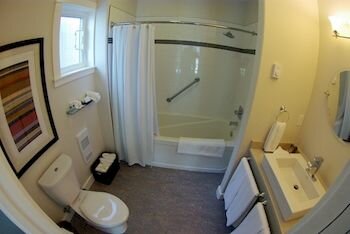 Cliffe House, Prenota Hotel Campbell River 