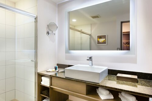 Crowne Plaza San Jose La Sabana by IHG, Забронировать Отель Hatillo Сан-Хосе