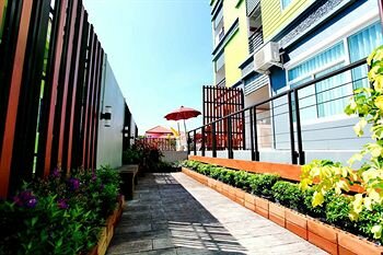 Prasert Place, Забронировать Отель Чианграй провинция Чианграй
