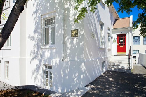 CityHub Reykjavik, Забронировать Отель Рейкьявик Хёвюдборгарсвайдид, рядом с The Parliament House