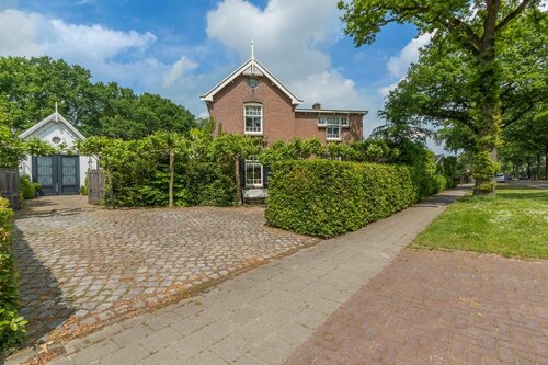 Bij Janneke, Book Hotel Werkendam 