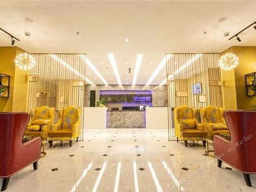 Qianlong Hotel, Rezerwuj Hotel Hotele w Szanghaj z parkingiem, Parking