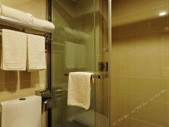 Starway Hotel