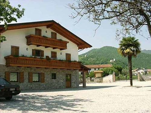 Agriturismo Famiglia Bertossi, Забронировать Отель Фаэдис Udine Area