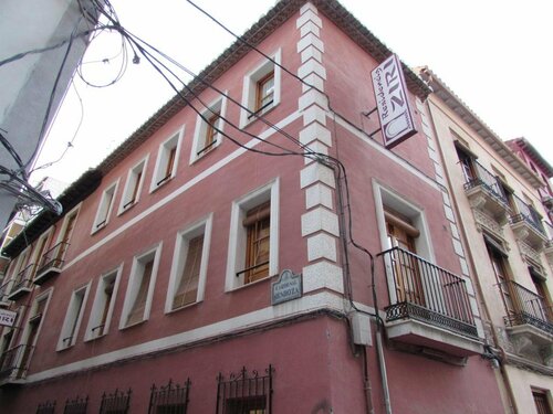 Residencia Ziri, Забронировать Отель Гранада Granada Province, рядом с Convento de San Jeronimo