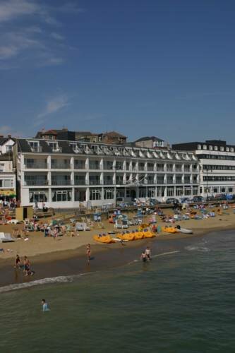 Carlton Hotel, Забронировать Отель Сандаун Остров Уайт