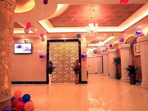 Tianhao Hotel, Забронировать Отель Отели Гуйлинь с парковкой, рядом с Guangxi Normal University, Парковка