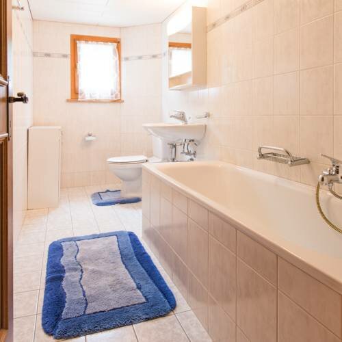 Haus Weissmies, Varaa Hotelli Hotellit Valais pysäköinnillä, Pysäköinti