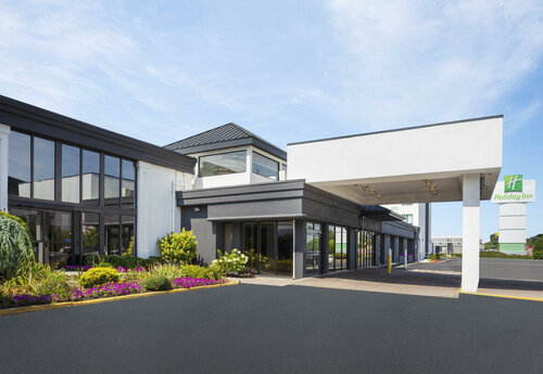 Holiday Inn Hasbrouck Heights-Meadowlands by IHG, Book Hotel New Jersey hoteller med pool, Swimmingpool