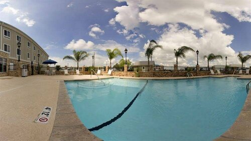 Holiday Inn Express Hotel & Suites New Iberia - Avery Island, Book Hotel Hoteller i Missouri med pool, Swimmingpool