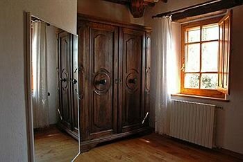 Podere Lamberto, Забронировать Отель Отели Val di Chiana 4 звезды, 4*