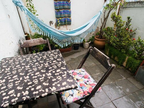 Casa da Vera Guesthouse, Забронировать Отель Санта-Тереза Рио-де-Жанейро, рядом с Улица Самбодром