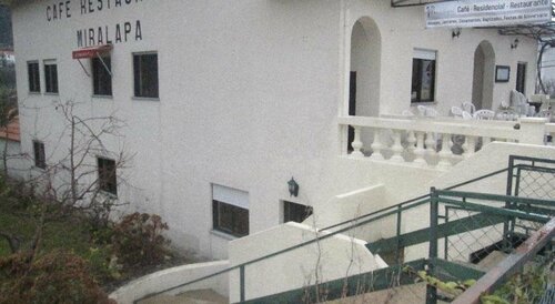 Miralapa Guest House, Забронировать Гостевой дом Мантейгаш Beira Interior Norte