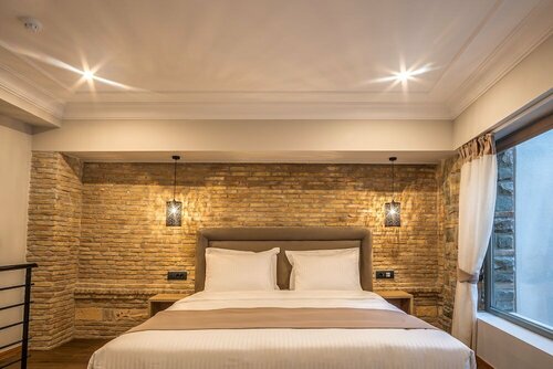 Philia Boutique Hotel, Забронировать Бутик-отель Афины Острова Саронического залива - Аттика, рядом с Памятник Лисикрата