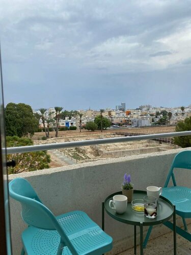Larnaca Comfort Rooms With Smart TV & Netflix, Rezerwuj Apartament Hotele w Larnaka z Parkingiem, Parking