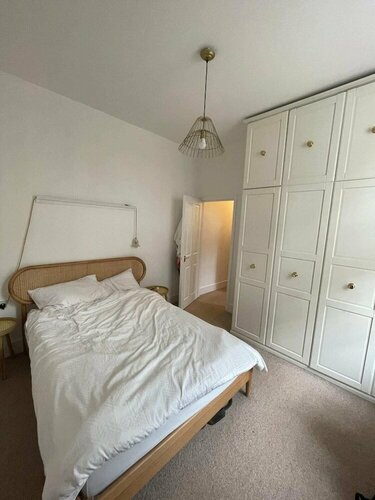 Studio in the Heart of Walthamstow Village, Забронировать Апартаменты/квартира Отели Большого Лондона с парковкой, Парковка