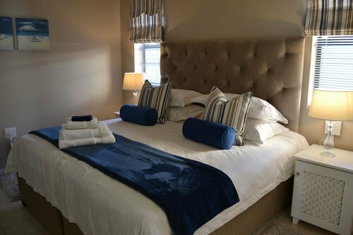 Caulfield Self Catering Apartment #SOLAR ENERGY - NO LOADSHEDDING, Забронировать Апартаменты/квартира Порт-Элизабет 
