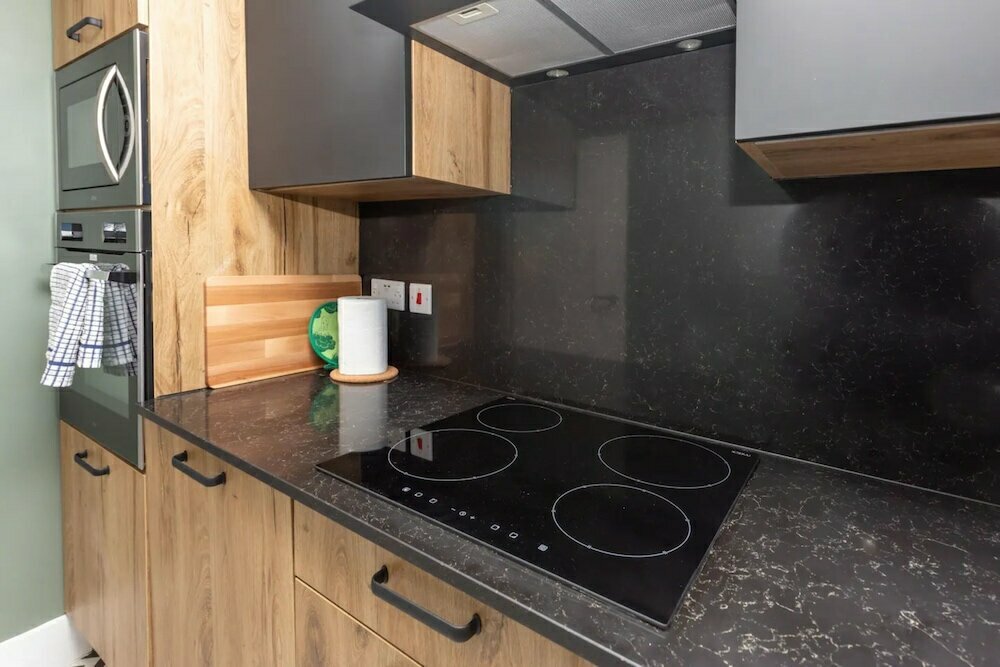 Spacious & Pristine 2BD Flat - Balham
