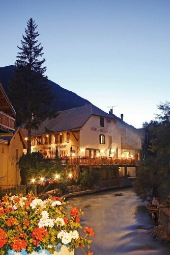 Hotel Christiania Restaurant & Spa, Rezerwuj Ośrodek wypoczynkowy La Salle-les-Alpes 