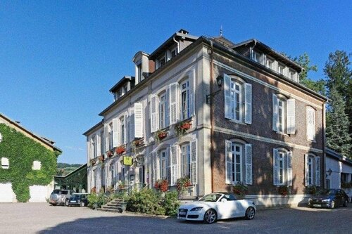 Logis La Résidence, Reserva ahora Hotel Hoteles en Lorena con aparcamiento, Aparcamiento