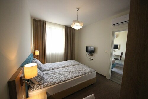 Menada Tarsis Apartments, Забронировать Апартаменты/квартира Отели региона Солнечного берега с парковкой, Парковка