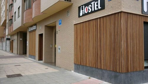 Hostel Trovadores, Забронировать Хостел Хостелы Burgos Province, Хостел