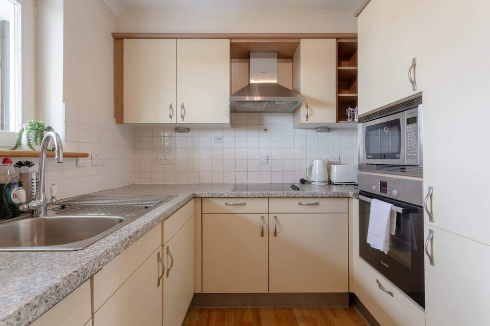 Modern 1 Bedroom Stunning View of Thames