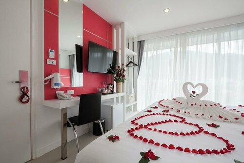 Patong Diamond Hotel, Забронировать Отель Патонг-Бич остров Пхукет
