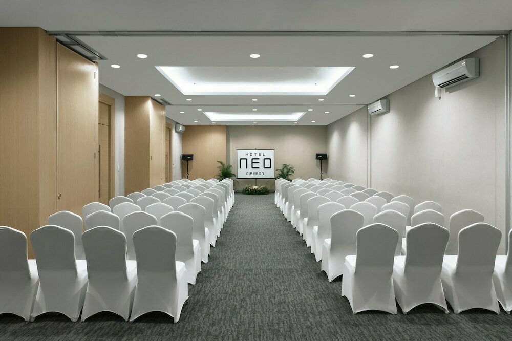 Hotel NEO Cirebon by ASTON