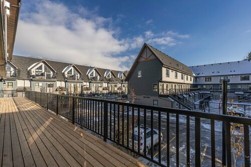WindTower - Luxurious 2 Bedroom Condo, Забронировать Апартаменты/квартира Канмор Альберта