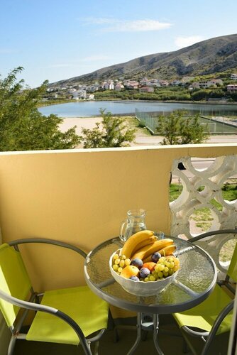 Rooms and apartments Galeb, Book Lejlighed Pag Pag Island