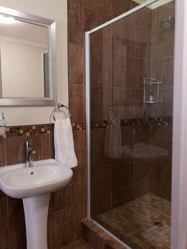 The Hedge Guesthouse, Buchen Sie Pension Kuruman Nordkap