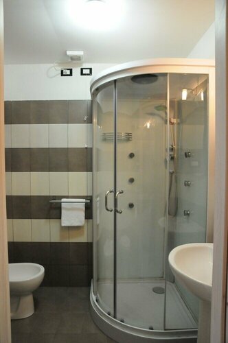 Guest House Scacco Matto 2, Забронировать Гостевой дом Гостевые дома Милана, рядом с Пастер, Гостевой дом