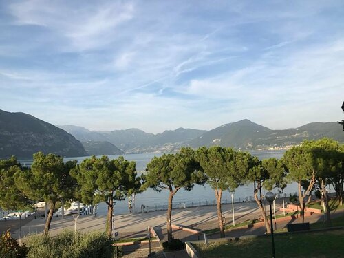La Casa di Gabri, Buchen Sie Hotel Hotels in Iseosee mit Parkplatz, Parkplätze