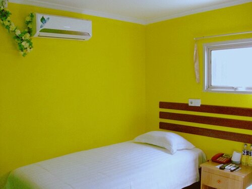 NIDA Rooms Taman Sari Mangga Besar Raya, Rezervați Hotel Hoteluri în Cilandak cu piscină, Piscină