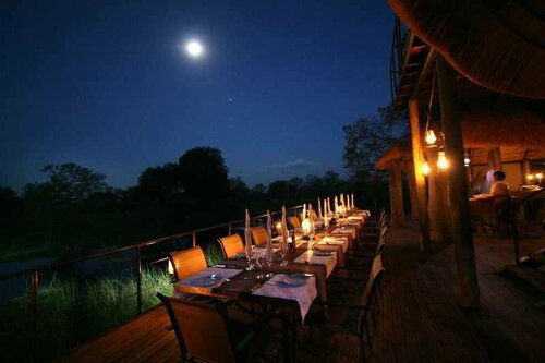Nkasa Lupala Tented Lodge, Rezerwuj Dom wakacyjny Sangwali Linyandi