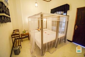 Sunset View Beach Hotel