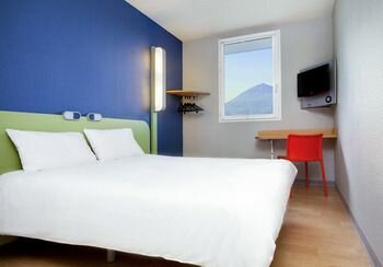 Kyriad Clermont Ferrand Nord - Riom