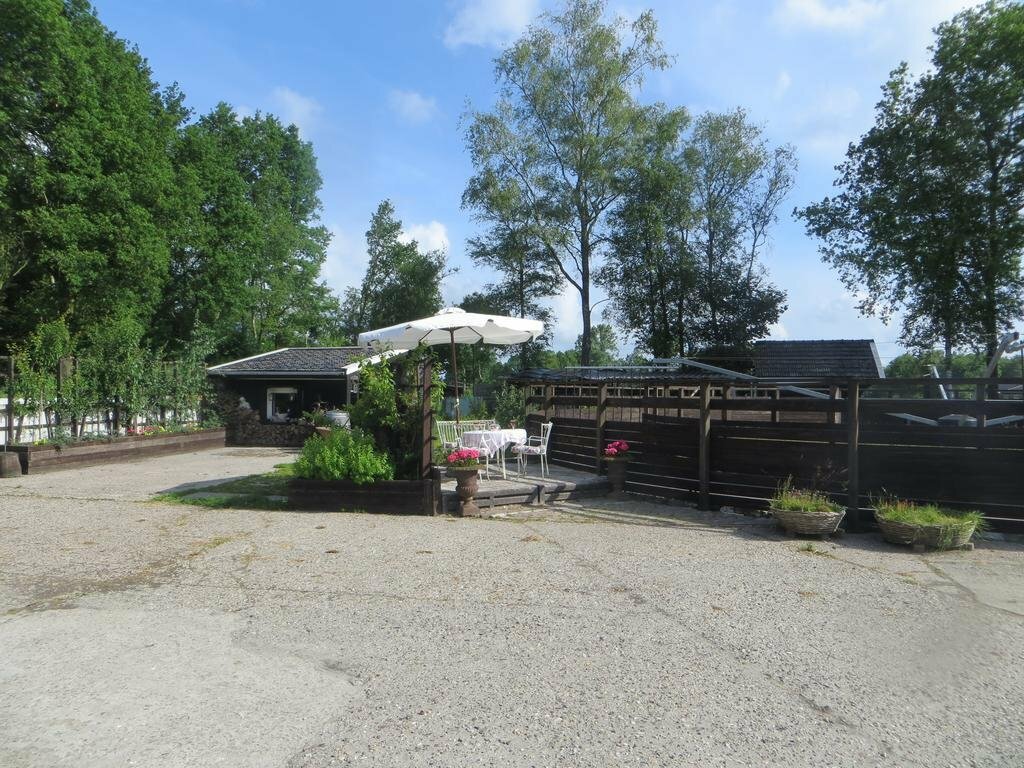 The Black Horse B&B & More