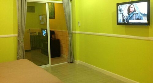 Jomtien Little Mango Guesthouse, Забронировать Отель Отели Паттайя с парковкой, Парковка
