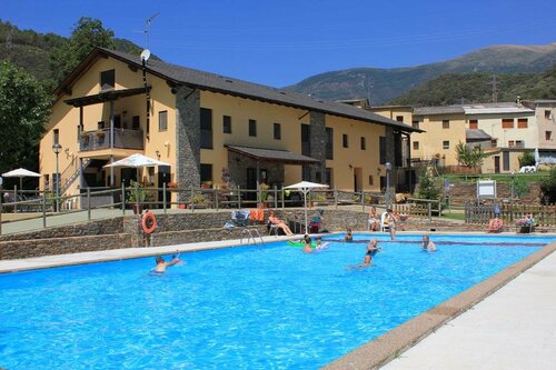 Camping y Apartamentos Beta, Rezervați Teren de campat Baro Pallars Sobirà