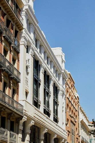 60 Balconies Iconic, Забронировать Апарт-отель Отели Мадрида с бассейном, рядом с Соль, Бассейн