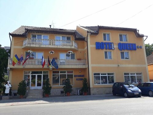 Hotel Queen, Rezervați Hotel Arad România
