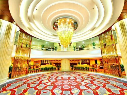 Shenyang Guomao Hotel, Rezerwuj Hotel Hotele w Shenyang z Basenem, Basen