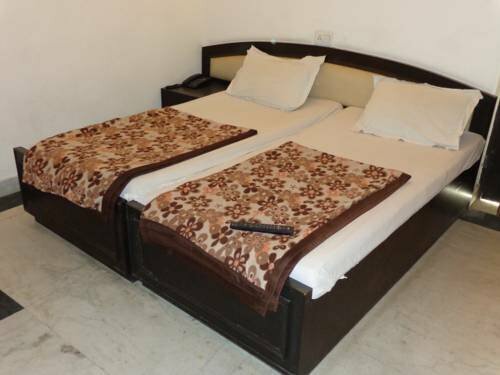 City Centre NCR Faridabad, Забронировать Отель Отели Фаридабад с парковкой, Парковка