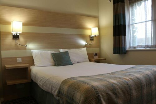 The Willows Training Centre, Book Hotel Wyboston Bedfordshire