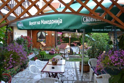 Villa Flora, Забронировать Вилла Отели Охрид с парковкой, рядом с Пляж Потпеш, Парковка