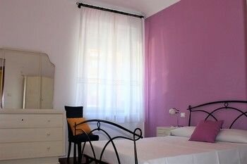 P14 Turin Room Rental, Забронировать Отель Отели Пьемонта с парковкой, Парковка